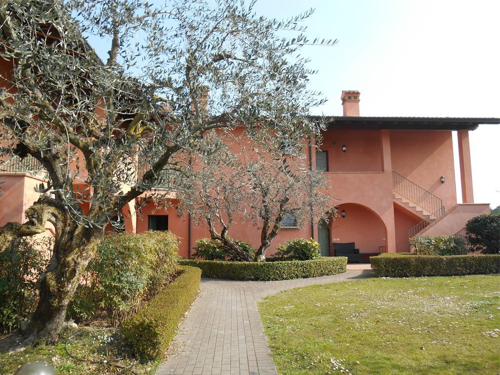 Bellasirmione Holiday Apartments Екстер'єр фото